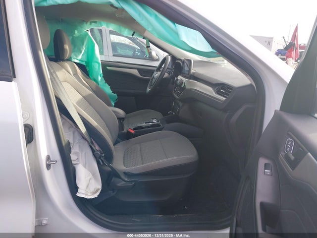 1FMCU9G69NUB32234 Ford ESCAPE SE