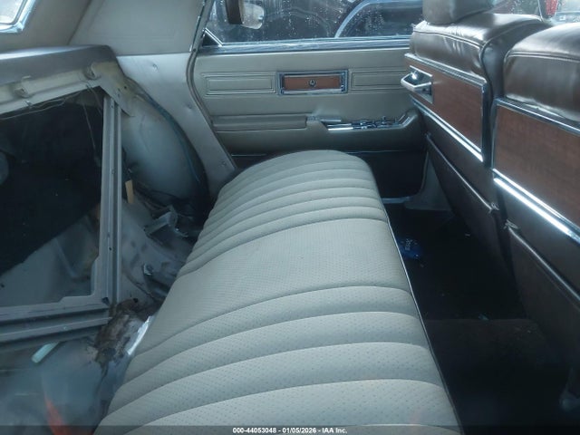 1967 Chrysler Imperial მანქანა იყიდება აუქციონზე, vin: YH43K73199935, აუქციონის ნომერი: 44053048