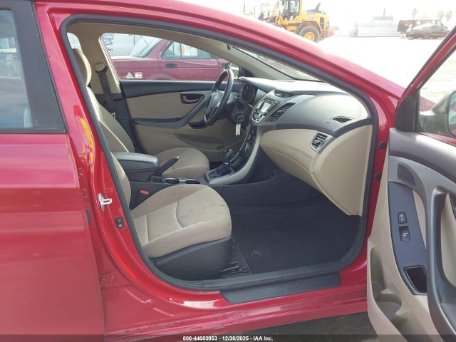 KMHDH4AE8FU354924 Hyundai ELANTRA SE