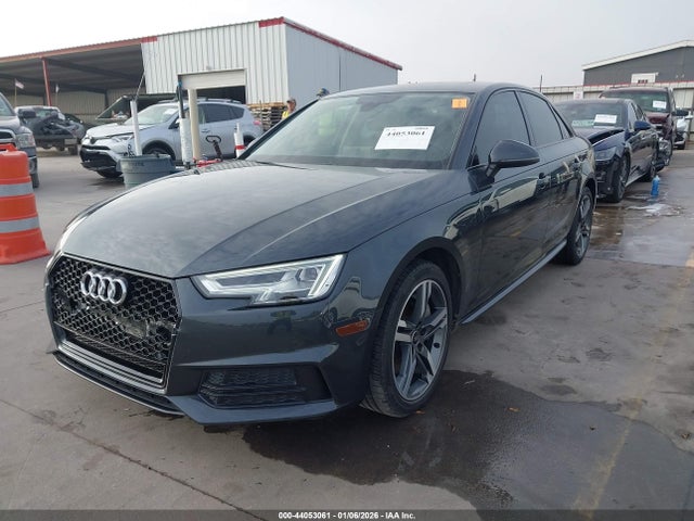 2017 AUDI A4 WAUENAF46HN040828 Photo 1