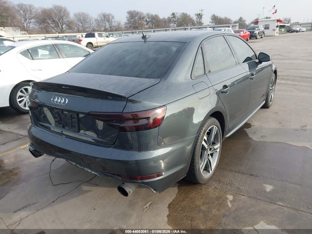2017 AUDI A4 WAUENAF46HN040828 Photo 3