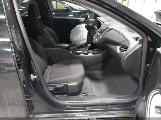 1G1ZG5ST4LF148086 Chevrolet Malibu Fwd Rs