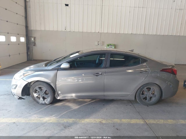 5NPDH4AE1EH473198 Hyundai ELANTRA SE