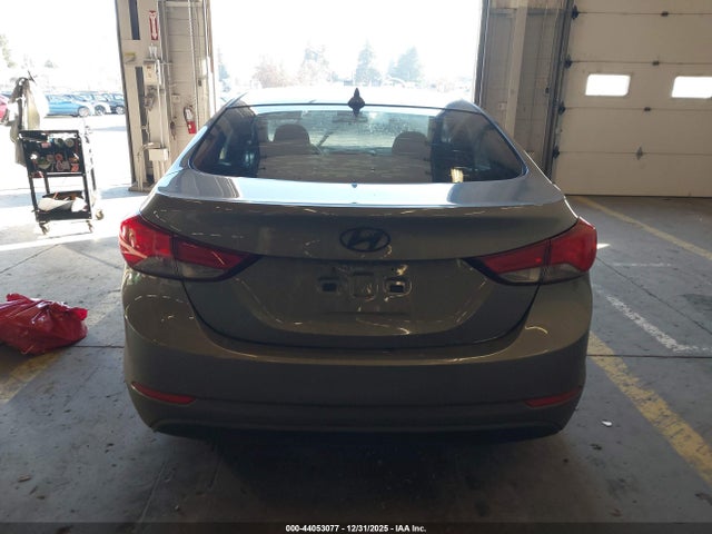 5NPDH4AE1EH473198 Hyundai ELANTRA SE