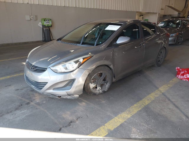 5NPDH4AE1EH473198 Hyundai ELANTRA SE