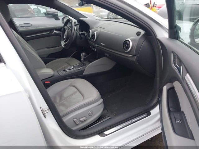 2018 AUDI A3 E-TRON WAUSPBFF9JA112512 Photo 4