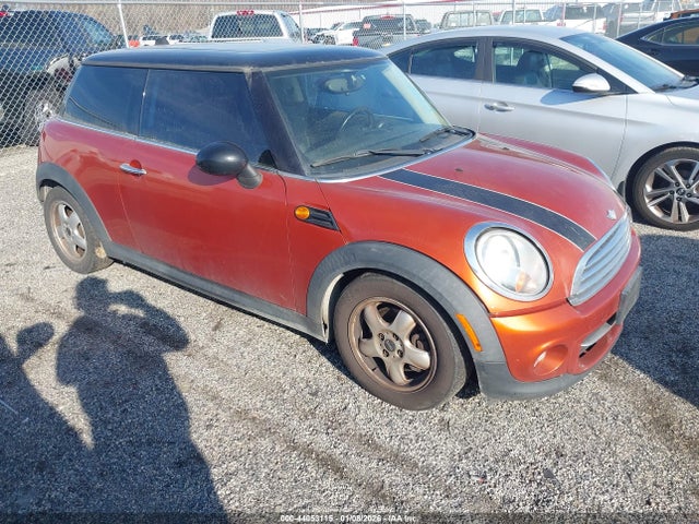 2011 MINI COOPER WMWSU3C57BT098433