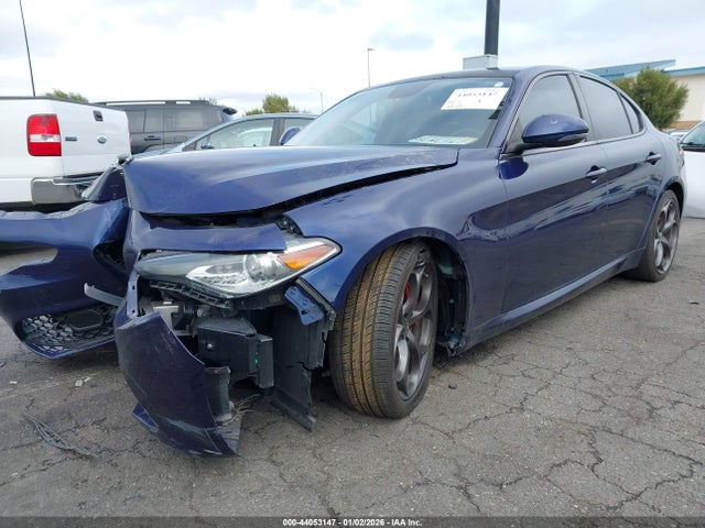Alfa Romeo Giulia Ti Rwd 2017 ZARFAECN0H7543627 Image 2