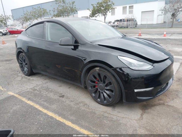 2023 TESLA MODEL Y 7SAYGDEF3PF913109 Photo 0