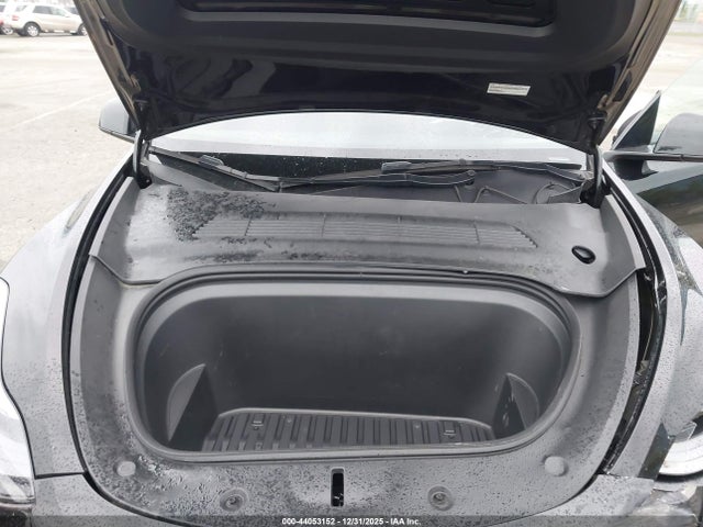 2023 TESLA MODEL Y 7SAYGDEF3PF913109 Photo 9