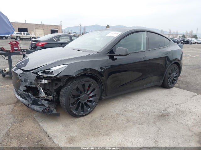 2023 TESLA MODEL Y 7SAYGDEF3PF913109 Photo 1