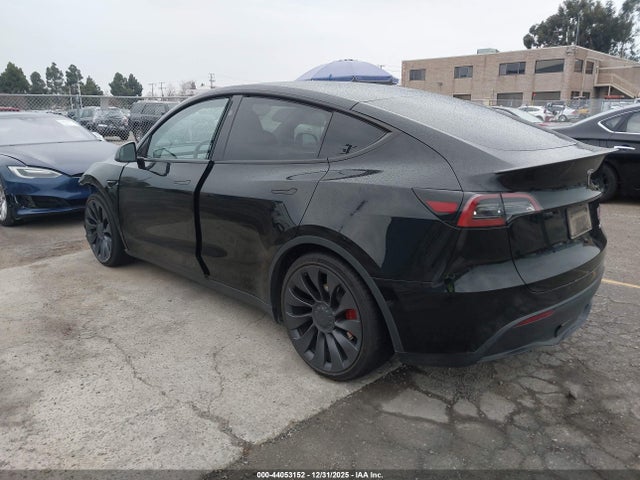 2023 TESLA MODEL Y 7SAYGDEF3PF913109 Photo 2
