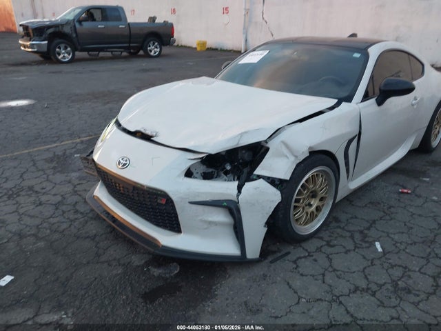 2022 TOYOTA GR86 JF1ZNBE17N9751269 Photo 5