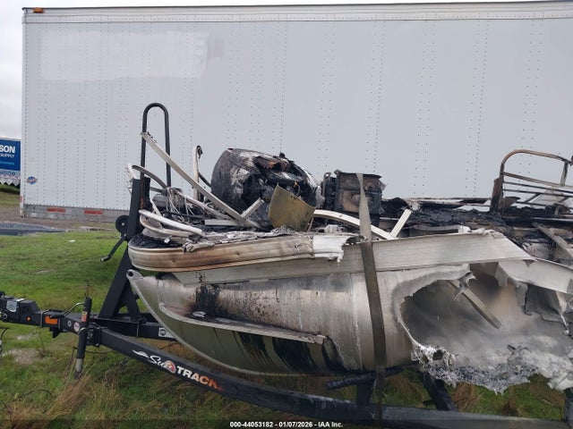 Suntracker Other 2023 BUJ84075I223 Image 7