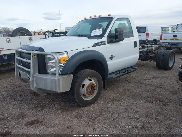 Ford F-550 Chassis Xl 2015 1FDUF5HT0FED70108 Image 2
