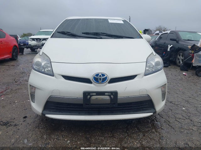 Toyota PRIUS PLUG-IN 2014 JTDKN3DP2E3051430 Image 13