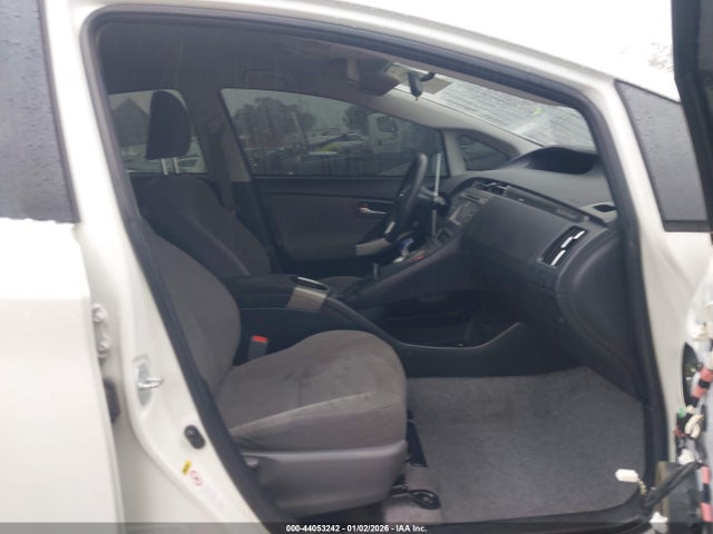 Toyota PRIUS PLUG-IN 2014 JTDKN3DP2E3051430 Image 5