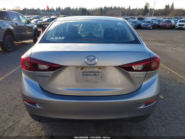 JM1BM1U77E1172988 Mazda Mazda3 I Sport