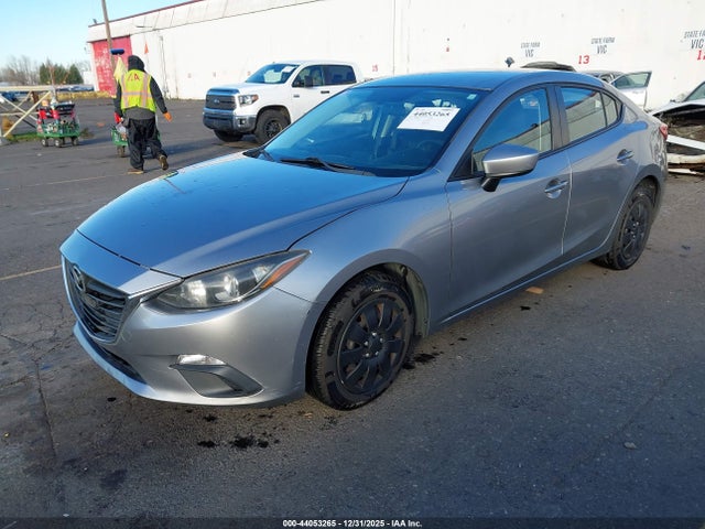 JM1BM1U77E1172988 Mazda Mazda3 I Sport