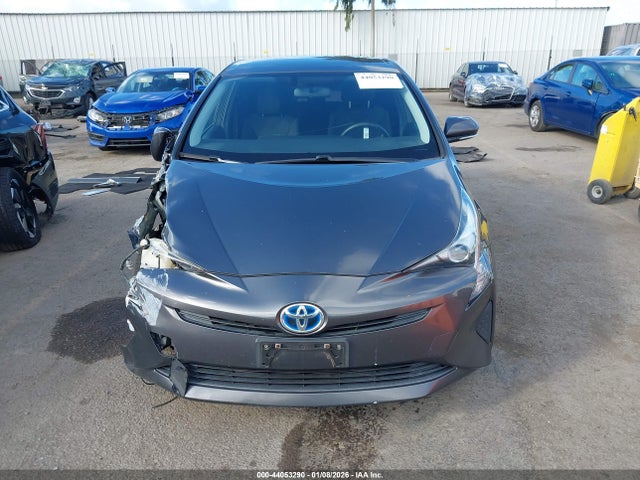 JTDKARFUXG3023329 Toyota Prius Three