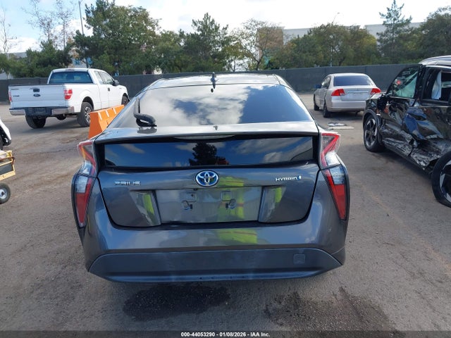 JTDKARFUXG3023329 Toyota Prius Three