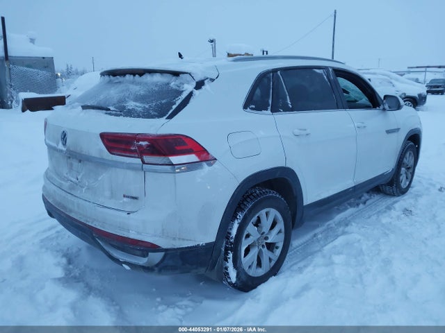 2020 VOLKSWAGEN ATLAS CROSS SPORT 1V2GC2CA3LC203990 Photo 3