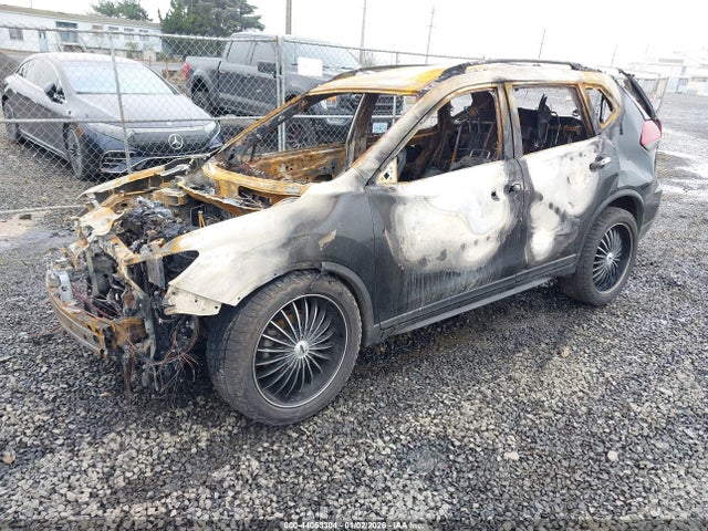KNMAT2MV4JP575160 Nissan ROGUE SV