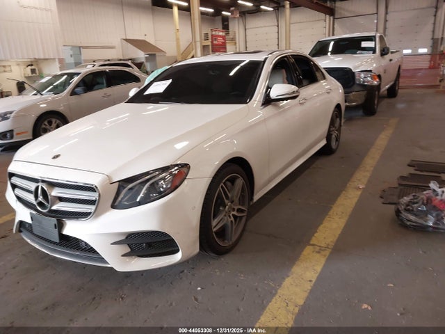 2019 MERCEDES-BENZ E 300 WDDZF4JB3KA530494 Photo 1