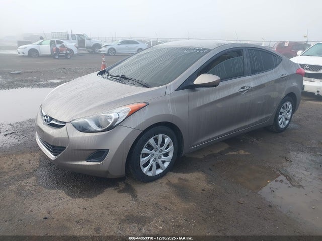 44053310 :رقم المزاد ، 5NPDH4AE5DH180614 vin ، 2013 Hyundai Elantra Gls/limited مزاد بيع
