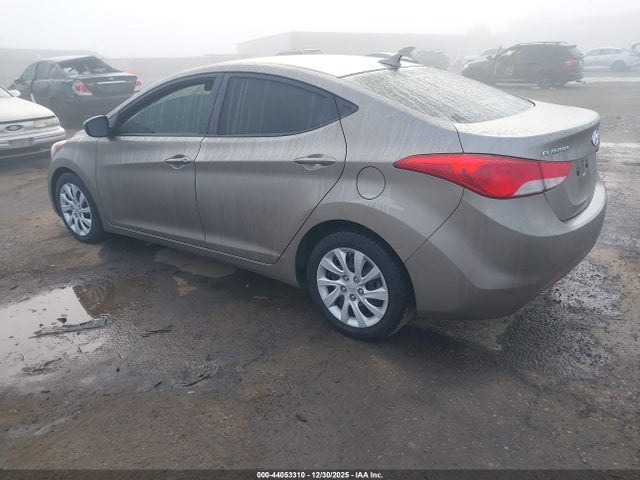 44053310 :رقم المزاد ، 5NPDH4AE5DH180614 vin ، 2013 Hyundai Elantra Gls/limited مزاد بيع