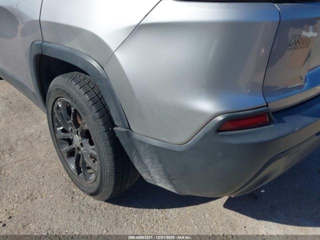 2019 JEEP CHEROKEE 1C4PJLCB1KD344295 Photo 5