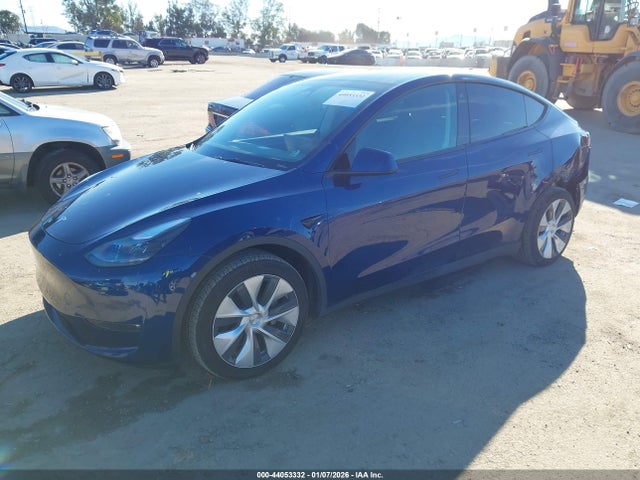 2023 TESLA MODEL Y 7SAYGDEE3PF596164 Photo 1