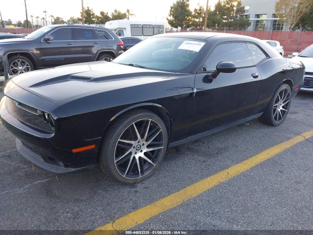 2C3CDZAG4GH217479 Dodge Challenger Sxt