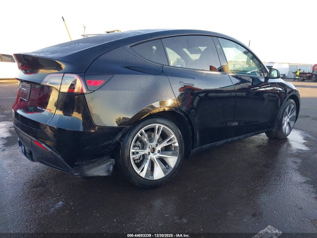 2023 TESLA MODEL Y 7SAYGAEE9PF965530 Photo 3