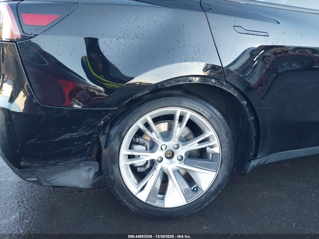 2023 TESLA MODEL Y 7SAYGAEE9PF965530 Photo 5