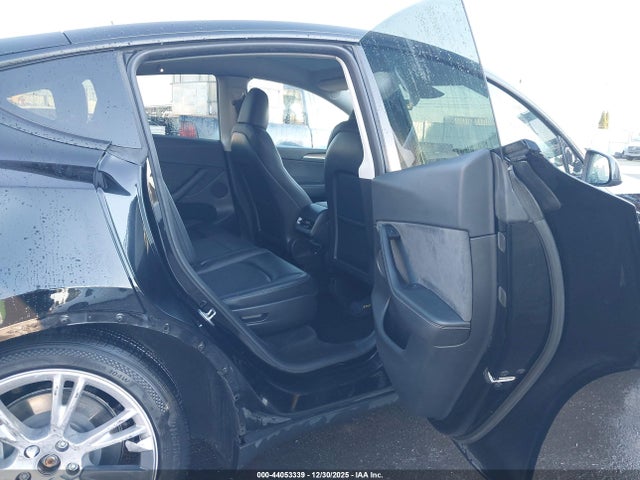 2023 TESLA MODEL Y 7SAYGAEE9PF965530 Photo 7
