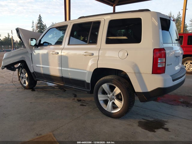 Jeep Patriot Latitude 2014 1C4NJRFB5ED510599 Image 3