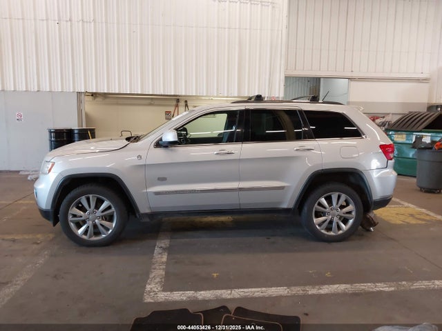 2011 Jeep Grand Cherokee Laredo მანქანა იყიდება აუქციონზე, vin: 1J4RR4GT1BC646258, აუქციონის ნომერი: 44053426