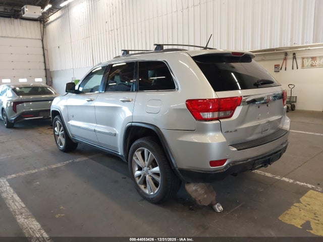 2011 Jeep Grand Cherokee Laredo მანქანა იყიდება აუქციონზე, vin: 1J4RR4GT1BC646258, აუქციონის ნომერი: 44053426