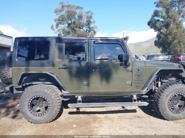 1C4BJWDG7GL101643 Jeep Wrangler Unlimited Sport
