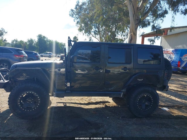 1C4BJWDG7GL101643 Jeep Wrangler Unlimited Sport