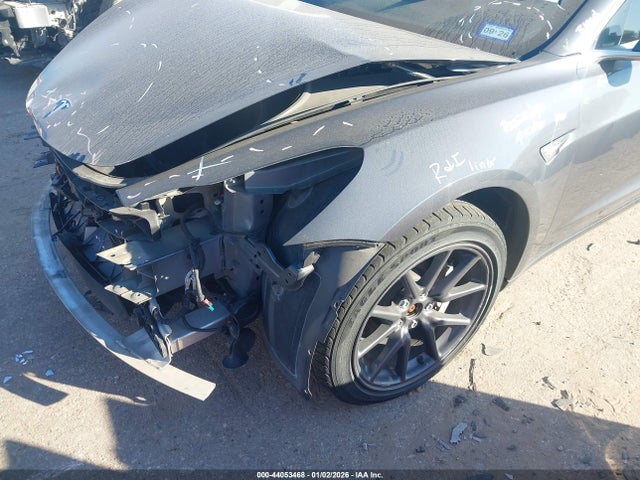 Tesla Model 3 Long Range Dual Motor All-wheel Drive 2020 5YJ3E1EB0LF801242 Image 20