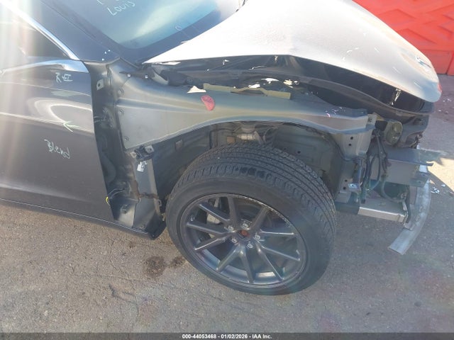 Tesla Model 3 Long Range Dual Motor All-wheel Drive 2020 5YJ3E1EB0LF801242 Image 21