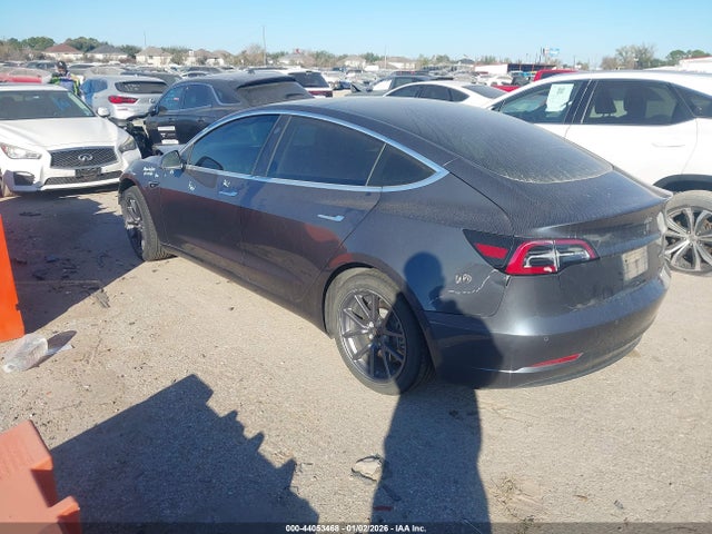2020 TESLA MODEL 3 5YJ3E1EB0LF801242 Photo 2