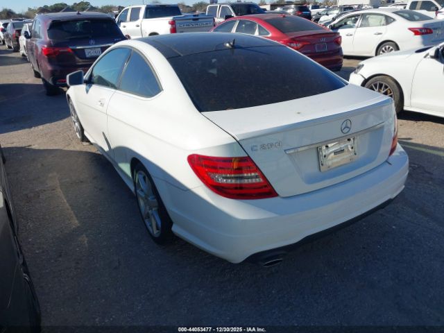 2013 MERCEDES-BENZ C 250 WDDGJ4HB3DF977988 Photo 2