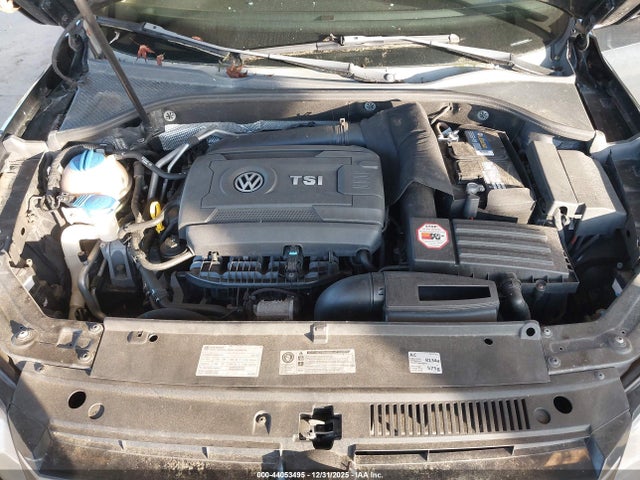 1VWBT7A36EC045562 Volkswagen Passat 1.8t Se