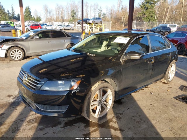 1VWBT7A36EC045562 Volkswagen Passat 1.8t Se