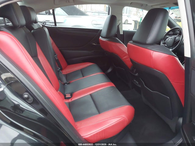 58ACA1C15MU012586 Lexus ES 300H