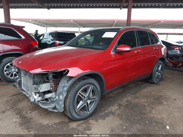 Mercedes-Benz GLC 300 2020 WDC0G8DB0LF726295 Image 2