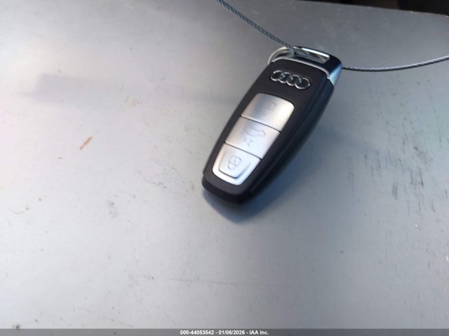 2019 AUDI A6 WAUM2AF24KN106660 Photo 10